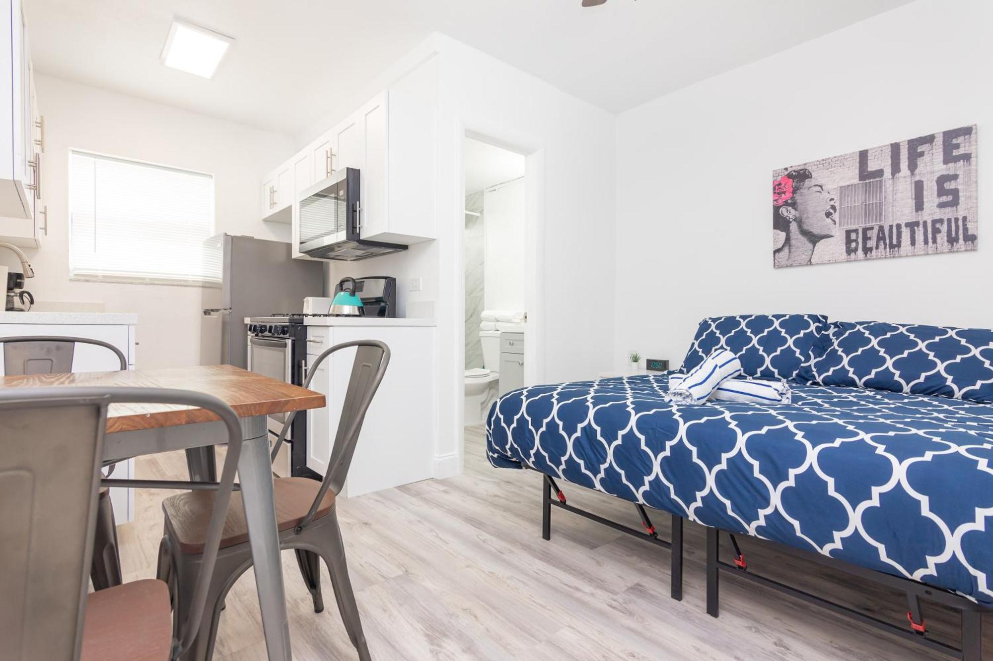 Ocean Drive Deco Apt W/2 Queen Beds, Steps 2 Beach Miami Beach Zewnętrze zdjęcie