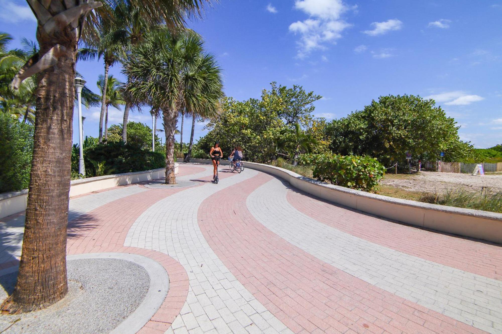 Ocean Drive Deco Apt W/2 Queen Beds, Steps 2 Beach Miami Beach Zewnętrze zdjęcie